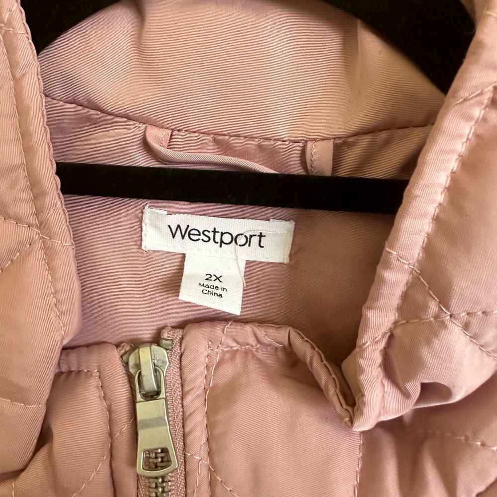 Vests/ jackets - Picture 7 of 7